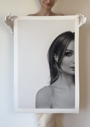 'Introvert' (medium)